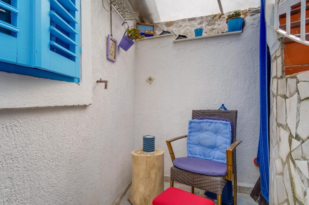 Apartments Kastel Veli Losinj Exterior photo